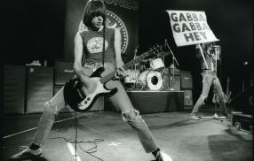 Ramones  1979  NJ.jpg